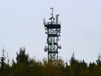 Towercom bude prevádzkovať aj miestne vysielače, kúpil operátora AVIS