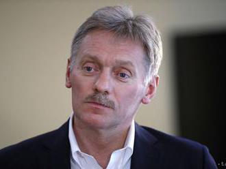 Peskov odmietol komentovať správy o návšteve Sergeja Naryškina