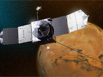 S krumpáčem na Mars: NASA objevila vodu skrytou pouhé 1-2 metry pod povrchem