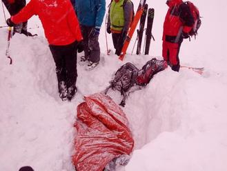 Tragédia v Tatrách, obrovská lavína v Žiarskej doline: FOTO Záchrannej akcie, jeden mŕtvy