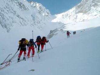 Horskí záchranári ratovali lyžiara, zablúdil v Zadných Derešoch
