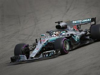 F1: Hamilton ovládol aj druhý tréning pred VC USA, Vettel dostal trest