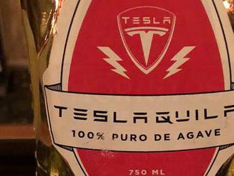 Elon Musk chce vlastní Tequilu, Tesla zažádala o ochrannou známku pro Teslaquilu
