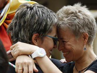 Rakúsko zažilo prvý homosexuálny sobáš, uzavreli ho dve ženy