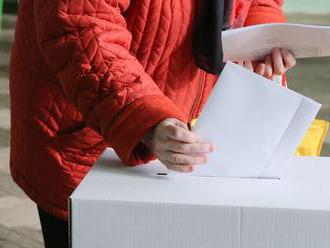 Prezidentské voľby v Gruzínsku podľa exit pollov vyhrala Salome Zurabišviliová