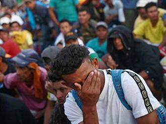 USA zvažujú poslať k mexickej hranici až tisíce vojakov