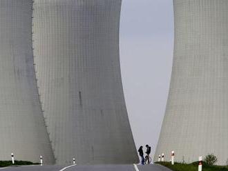 Česi zvažujú predĺžiť životnosť jadrovej elektrárne Dukovany