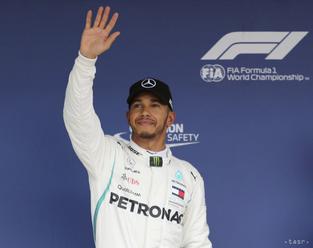 F1: Pole position na VC Brazílie si vybojoval majster sveta Hamilton