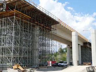 Rezort dopravy: Príprava a výstavba diaľnic je podmienená financiami