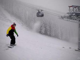 Prvých lyžiarov privítajú v stredisku Jasná už túto sobotu