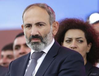 Arménsky premiér: Oligarchovia začnú napĺňať štátny rozpočet