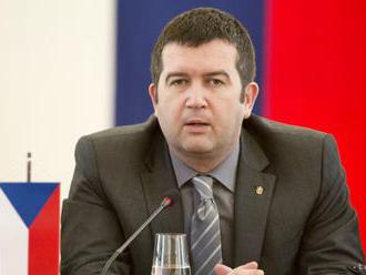 Český minister vnútra J. Hamáček overuje informácie o sýrskych deťoch