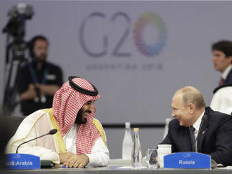 Putin a saudskoarabský princ sa na summite G20 veselo privítali