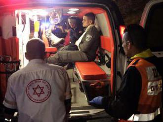 Palestínčan pobodal štyroch policajtov, po zatknutí ho previezli do nemocnice