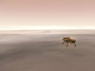 Sonda InSight na Marse otvorila solárne panely