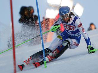 Vlhovej patrí tretia priečka po 1. kole slalomu, s malým náskokom vedie Shiffrinová
