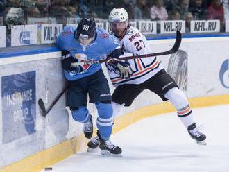 Disciplinárka KHL riešila Sukeľovo pichnutie, útočníkovi Slovana hrozil dodatočný dištanc