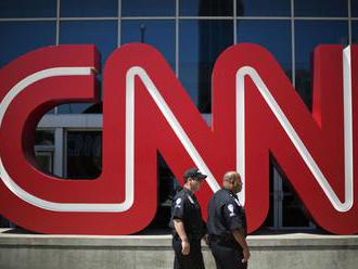 CNN zažalovala Biely dom za zákaz vstupu jej novinárovi. Podporila ju aj Fox News