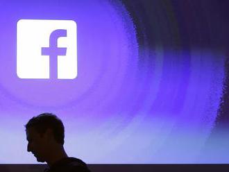 Exšéf rozviedky: Facebook sa môže stať hrozbou pre demokraciu