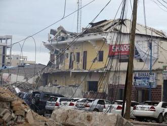 Centrom somálskeho Mogadiša otriasli výbuchy; niekoľko ľudí zahynulo