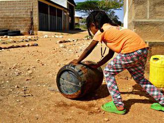 Zbierka Tehlička uľahčí ľuďom v Keni prístup k vode