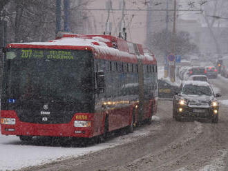 Meteorológovia varujú pred snehom v Bratislave, vydali výstrahu