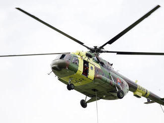 Ozbrojené sily dočasne pozastavili prevádzku vrtuľníkov Mi-17