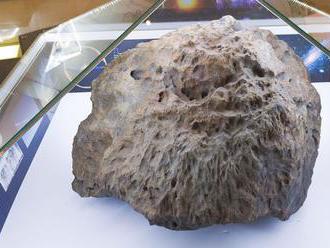 Pred piatimi rokmi spadol meteorit Čeľabinsk