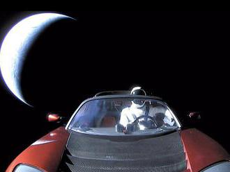 Elona Muska zastúpil Starman - zatiaľ
