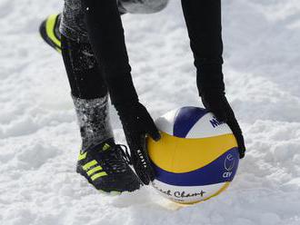 Na ME vo volejbale na snehu dve slovenské ženské dvojice do osemfinále