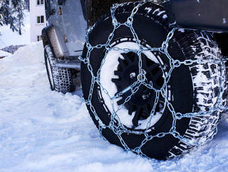 Ako správne vybrať snehové reťaze na SUV autá s pohonom 4×4?