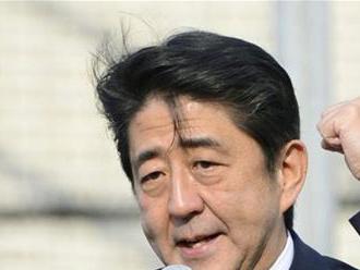 Severná Kórea musí podniknúť konkrétne kroky k jej denuklearizácii, vyhlásil Abe