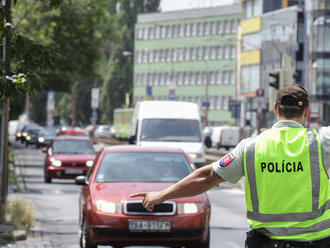 Policajti poučia šoférov o zostatkovom alkohole