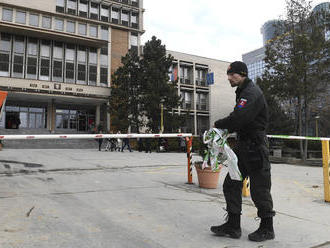 PRÁVE TERAZ V Košiciach pre bombovú hrozbu opäť evakuovali budovu súdov