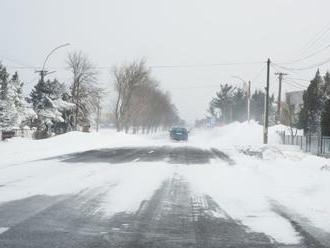 Pre východné Slovensko platí výstraha pred vetrom, Slovensko potrápia aj snehové záveje