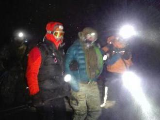 Záchranári ratovali dvoch turistov, uviazli na hrebeni neďaleko hrany pod Veľkým Kriváňom