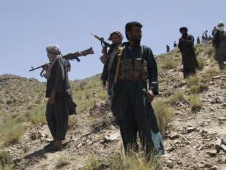 Povstalci v Afghánistánu zabili 11 příslušníků provládních sil