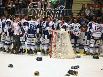 Hokejisté Brna vyhráli v Třinci 4:1 a slaví rekordní 13. titul