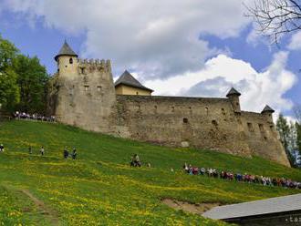 Na Ľubovnianskom hrade slávnostne otvorili letnú turistickú sezónu