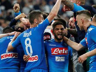 Napoli winner puts pressure on Juve