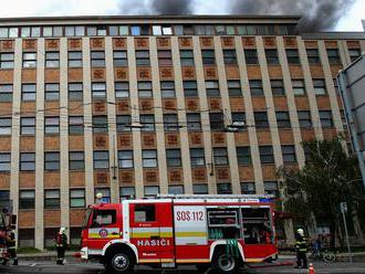Na streche Slovenskej technickej univerzity vypukol požiar