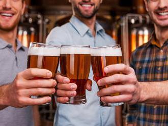 Dobré správy pre milovníkov piva: 7 vedeckých dôvodov, prečo vám jeho pitie prospieva