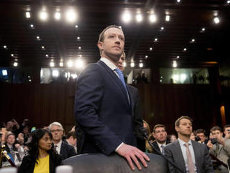 Zuckerberg se v EP omluvil, že se Facebook málo bránil zneužívání