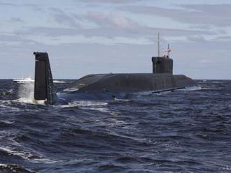 Na baltskom pobreží objavili signalizačné strely z ruskej ponorky