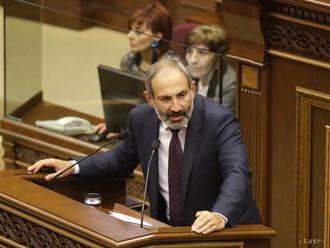 Arménsky premiér vyzval na pokračovanie rokovaní o Náhornom Karabachu
