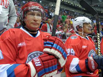 Putin dal päť gólov v zápase legiend NHL s amatérskymi hráčmi