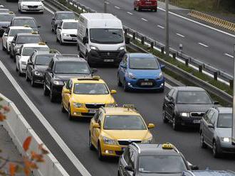 Rezort dopravy chce zlepšiť podmienky podnikania taxislužieb