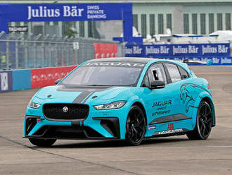 Závodní elektromobil Jaguar I-Pace eTrophy se předvedl v akci