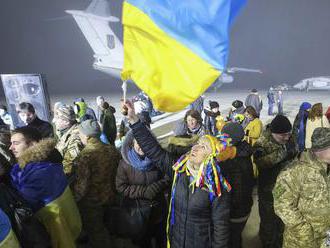 Na hranici s Ukrajinou sa koncentrujú ruské sily pre možný útok, tvrdí Kyjev