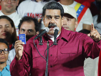Maduro je opäť prezidentom Venezuely: Výsledky volieb však neuznáva takmer nikto
